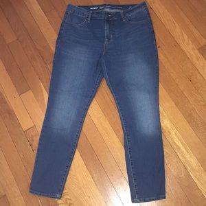 Old Navy skinny jeans